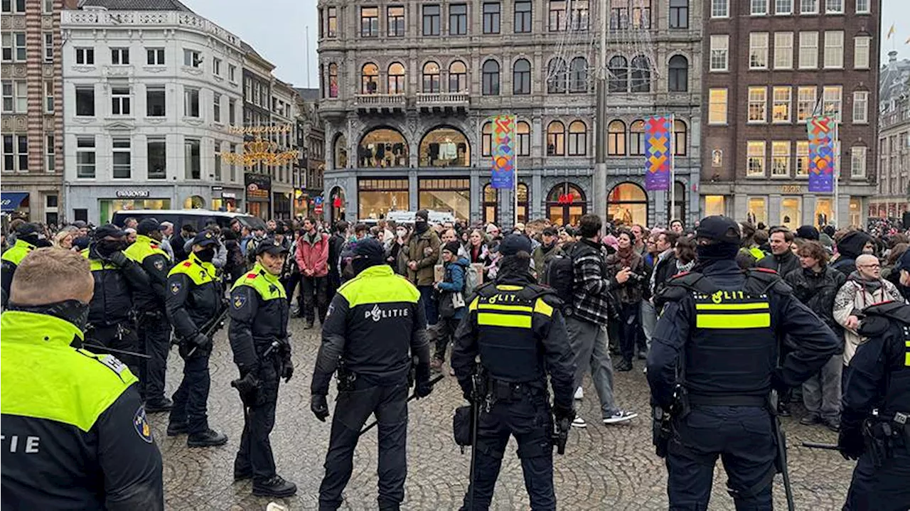 Полиция Нидерландов задержала более 100 человек во время митингов в Амстердаме