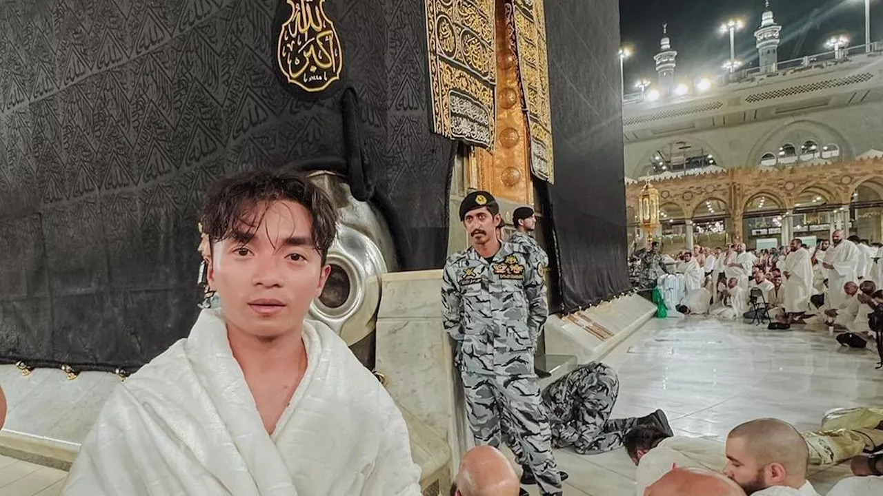 Taqy Malik Cerita Pengalaman Umrah, Salat di Shaf Kedua Dunia hingga Doa Minta Keturunan