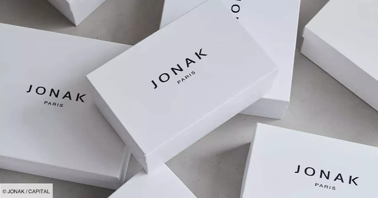 Après sa défaite contre Chanel, Jonak casse les prix sur ses slingbacks, comment se les procurer ?