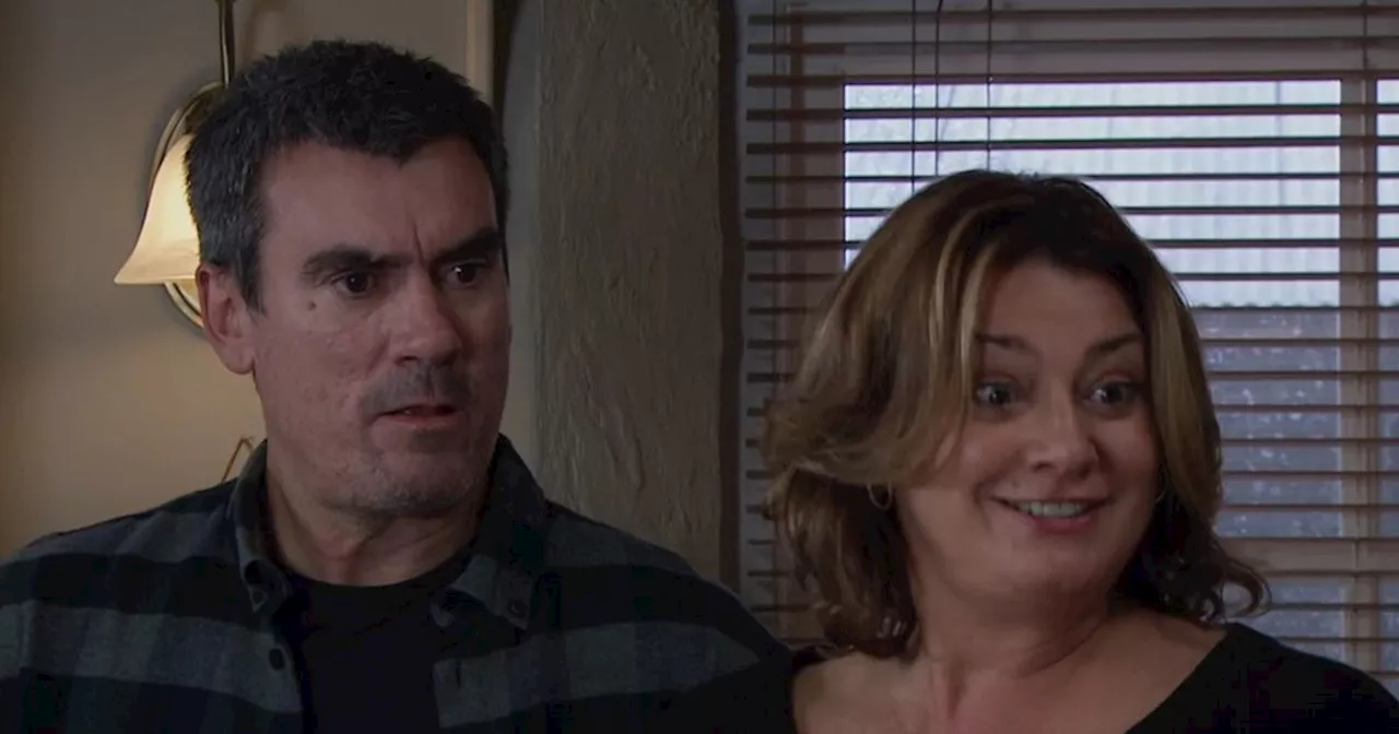 Emmerdale Moira 'set to cheat on Cain' with villager - but fans 'feel sick'