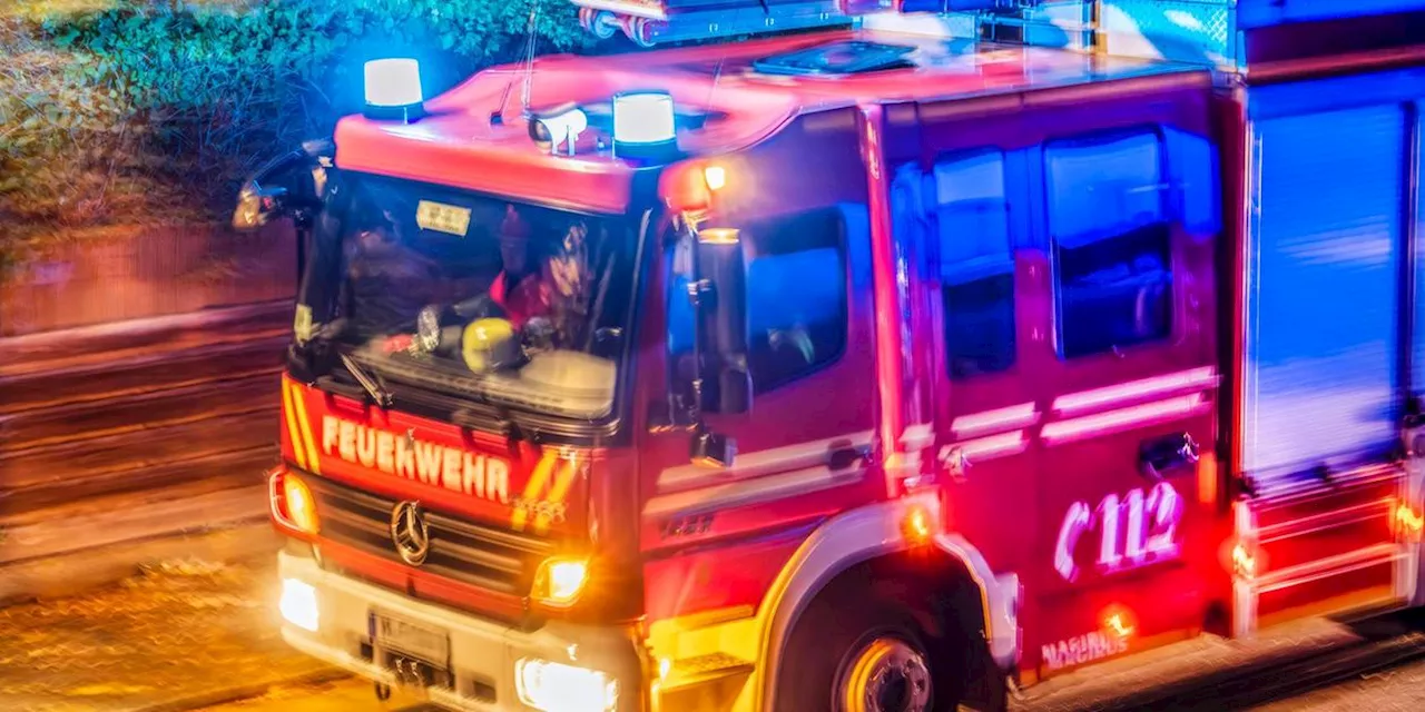 N&auml;chtlicher Gro&szlig;einsatz in F&uuml;rth: Tote Person nach Brand gefunden