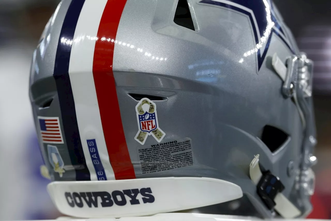 Why the Dallas Cowboys have a red stripe on their helmet against the Eagles