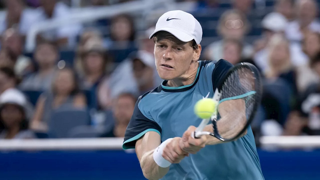 Jannik Sinner Beats Alex de Minaur in 1st Round of ATP Finals