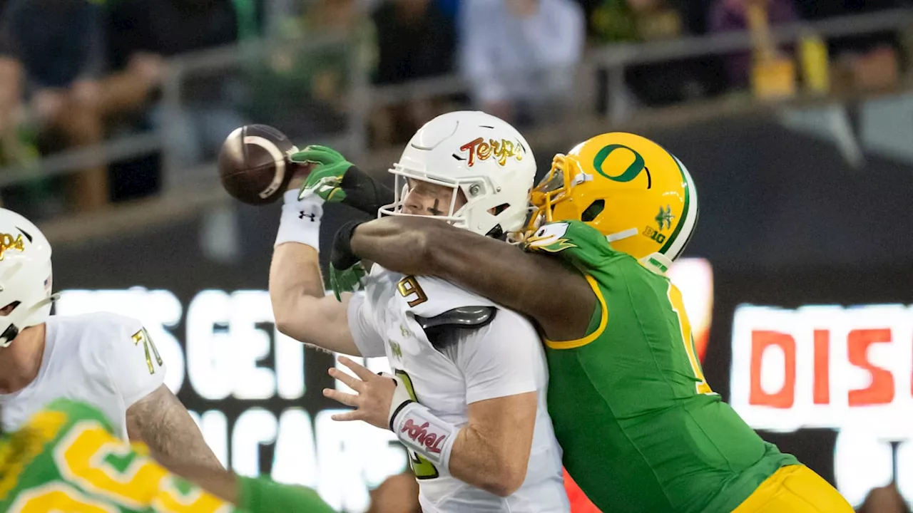 Questionable Officiating Oregon Ducks vs. Maryland Terrapins: Pass Interference Call