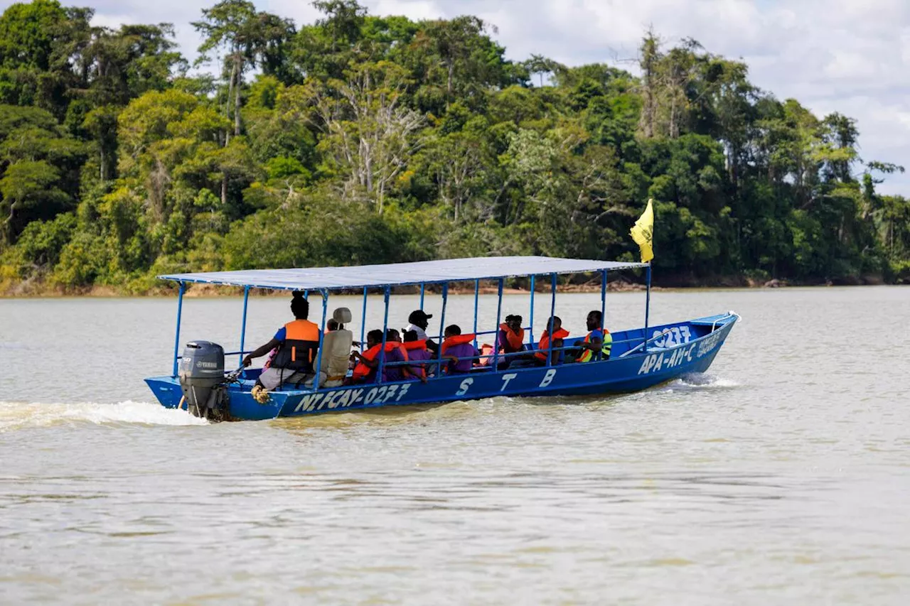 « Une cinquantaine d’élèves ne peut plus aller à l’école » : en Guyane, une sécheresse exceptionnelle perturbe la vie quotidienne sur les fleuves