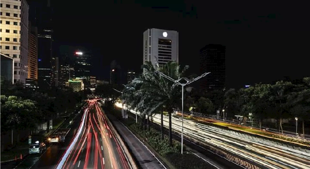 Dinas Lingkungan Hidup Jakarta: Pemadaman Lampu 9 November Turunkan Emisi Karbon 66,49 Ton