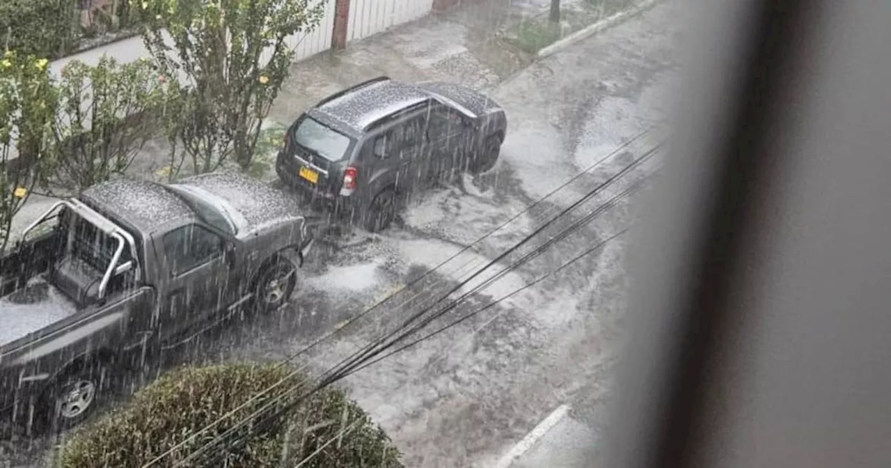 Fuerte granizada generó caos en Bogotá: hay vía inundadas