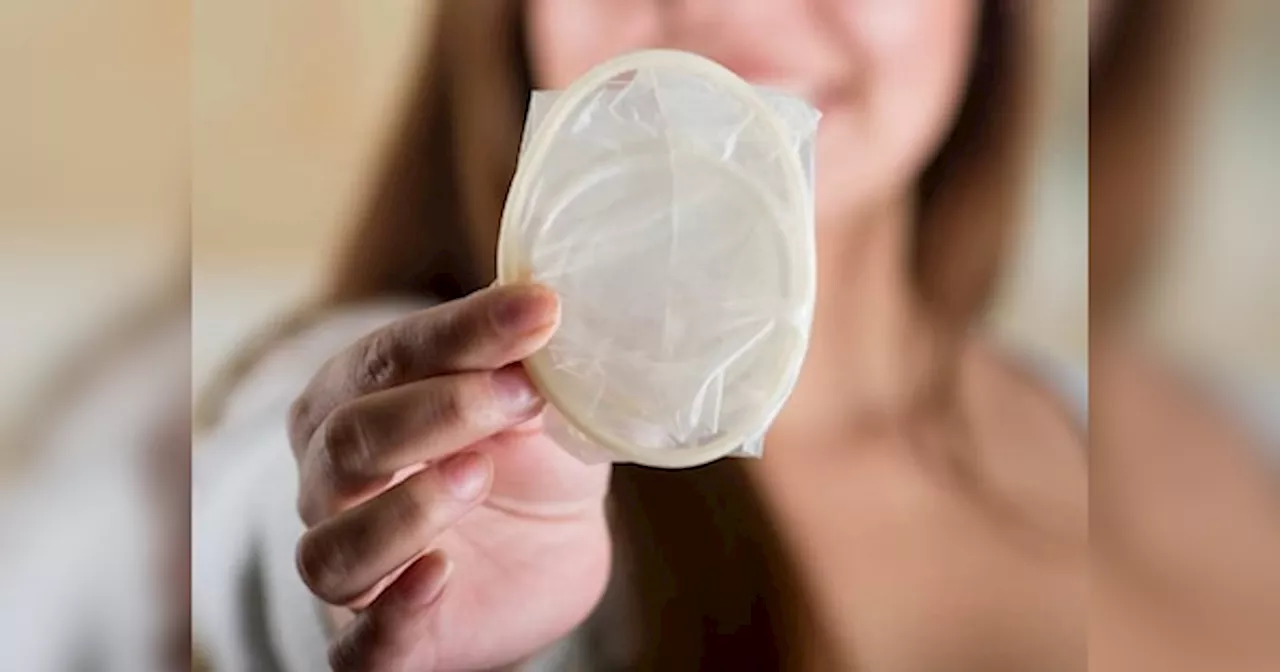 क्या पहली बार सुन रहे Female Condom का नाम? बाकी कंडोम से कैसे होता है अलग, ऐसे यूज करती हैं महिलाएं