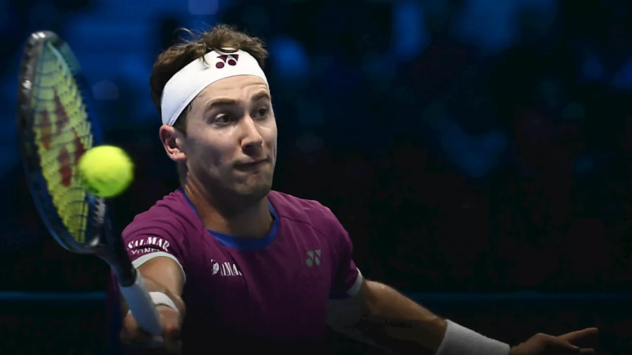 Ruud schlägt bei ATP Finals kränkelnden Alcaraz