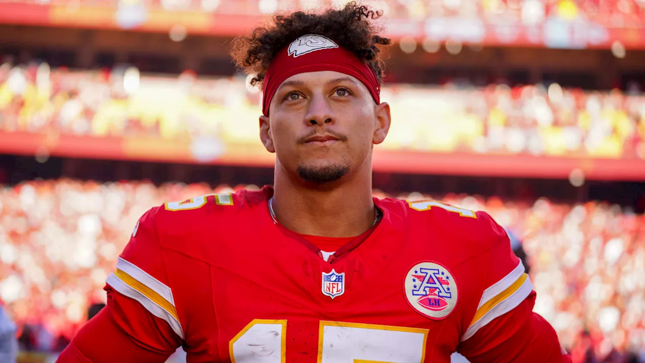 Chiefs' Patrick Mahomes on Missed TD Throws to Xavier Worthy, Travis Kelce in Week 10