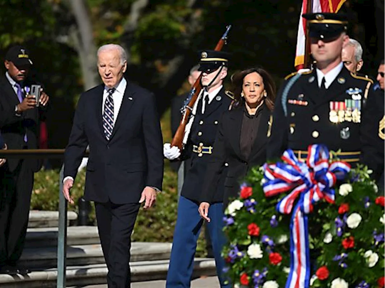 Erster gemeinsamer Auftritt von Biden und Harris nach Wahl