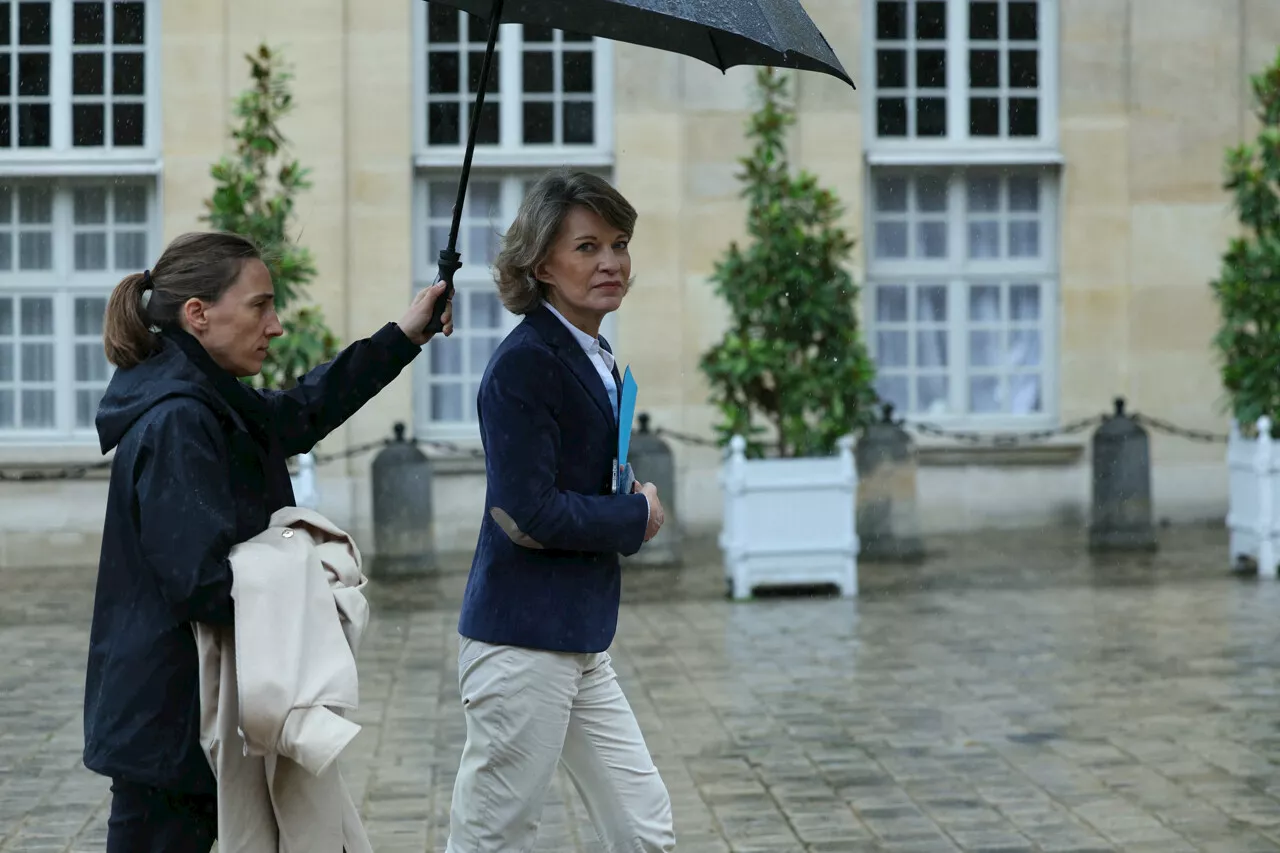 Propos de Nicolas Sarkozy sur les enseignants : la ministre de l'Éducation ne veut pas 'juger'