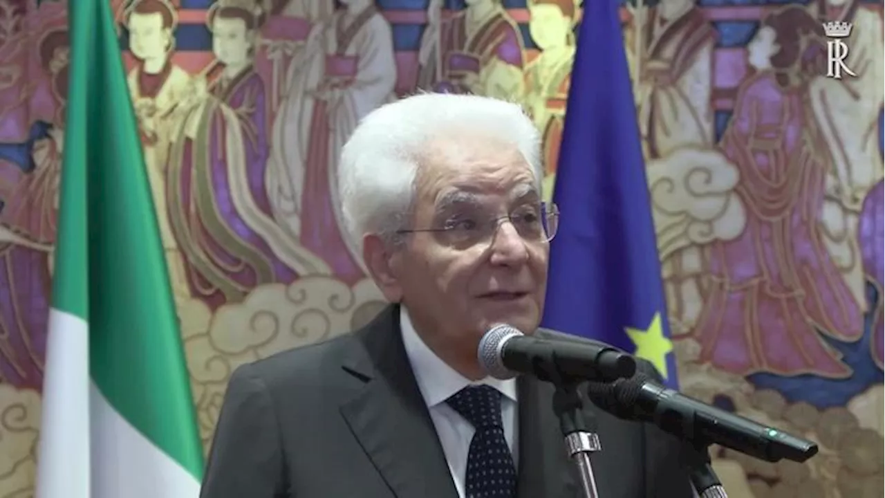 Mattarella agli imprenditori italiani: 'La Repubblica vi e' vicina'