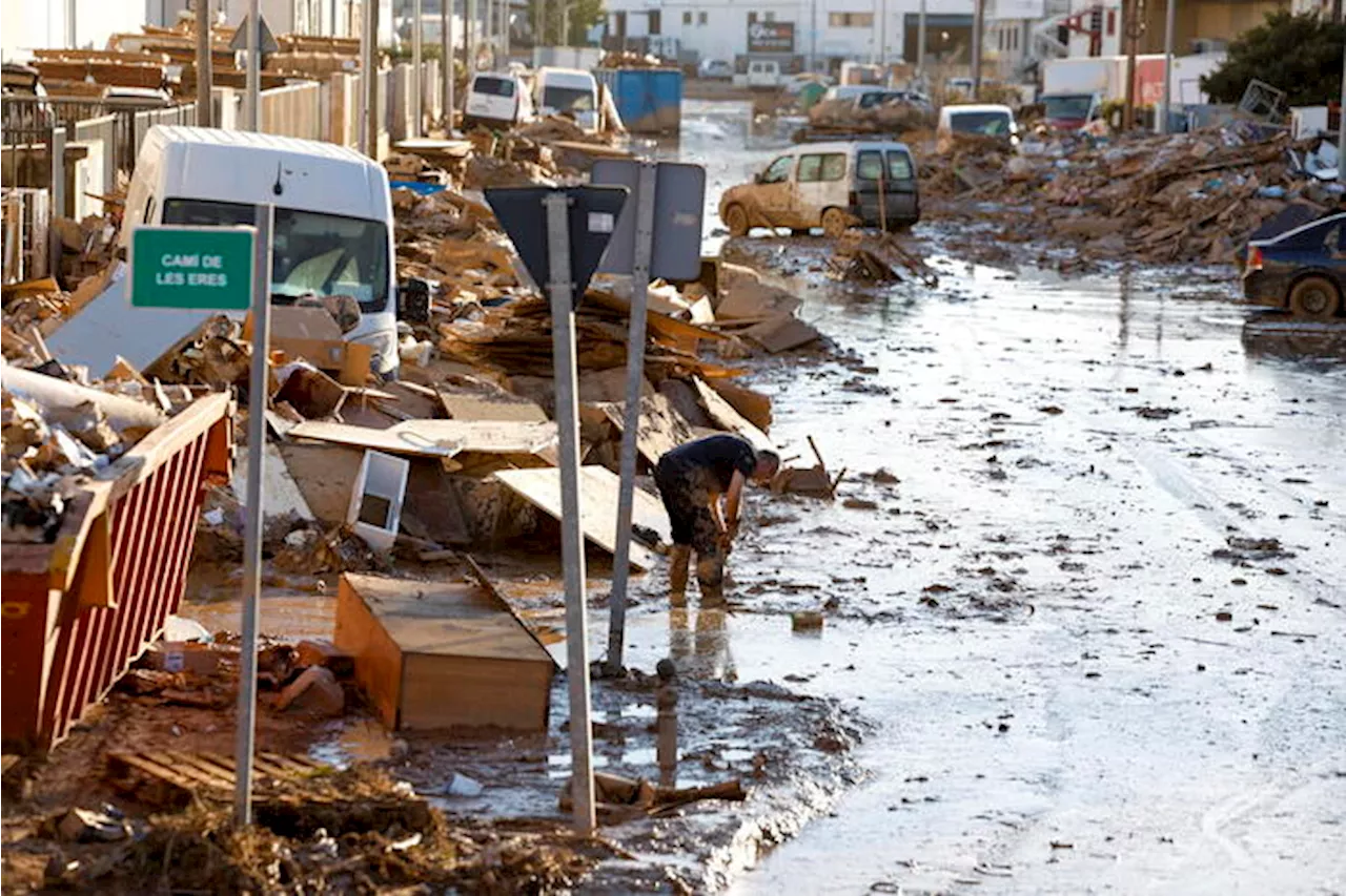 Valencia, 50 comuni sospendono la lezioni per la nuova Dana