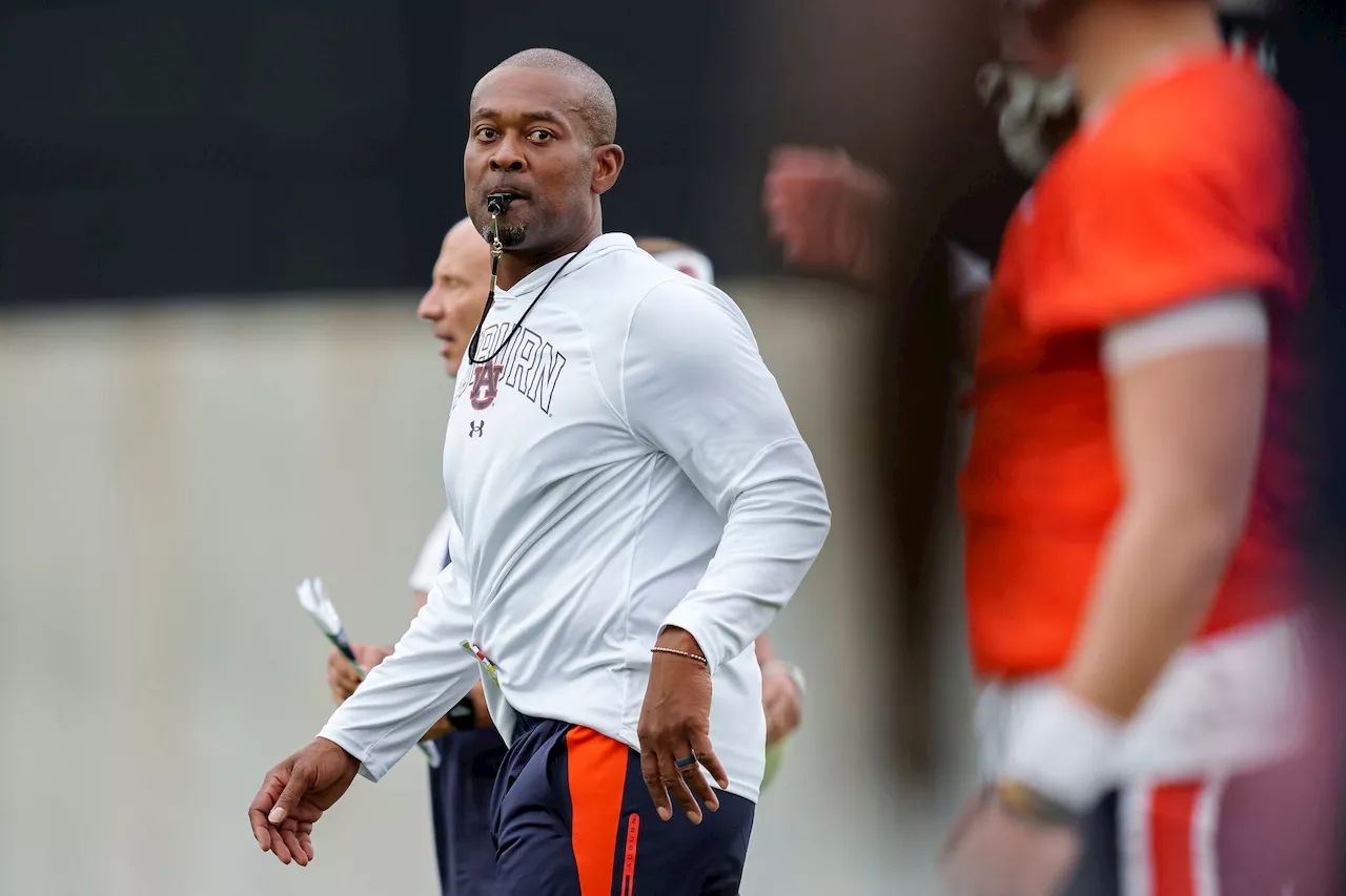 Who’s calling the plays for Auburn football at this point of the season?