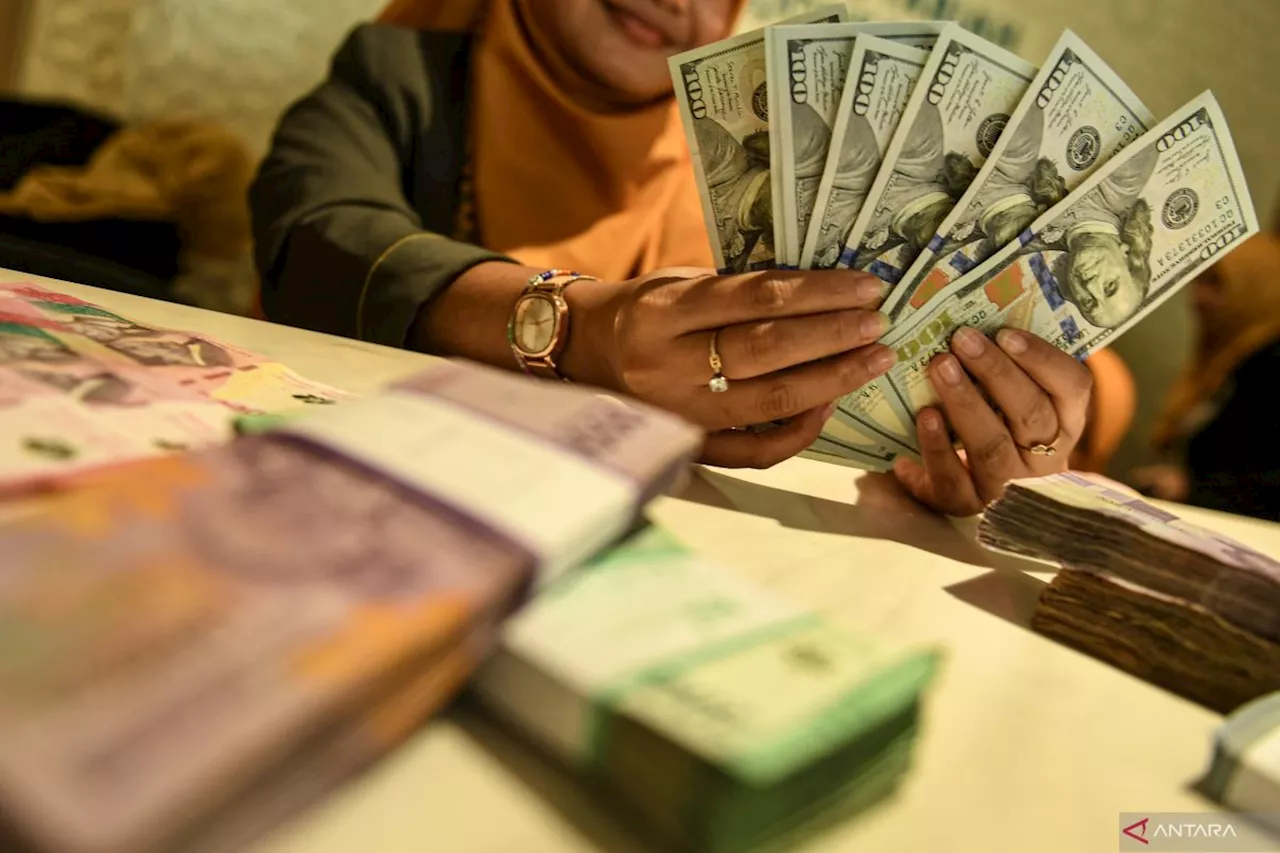 Analis: Rupiah melemah di tengah kekhawatiran kebijakan tarif Trump