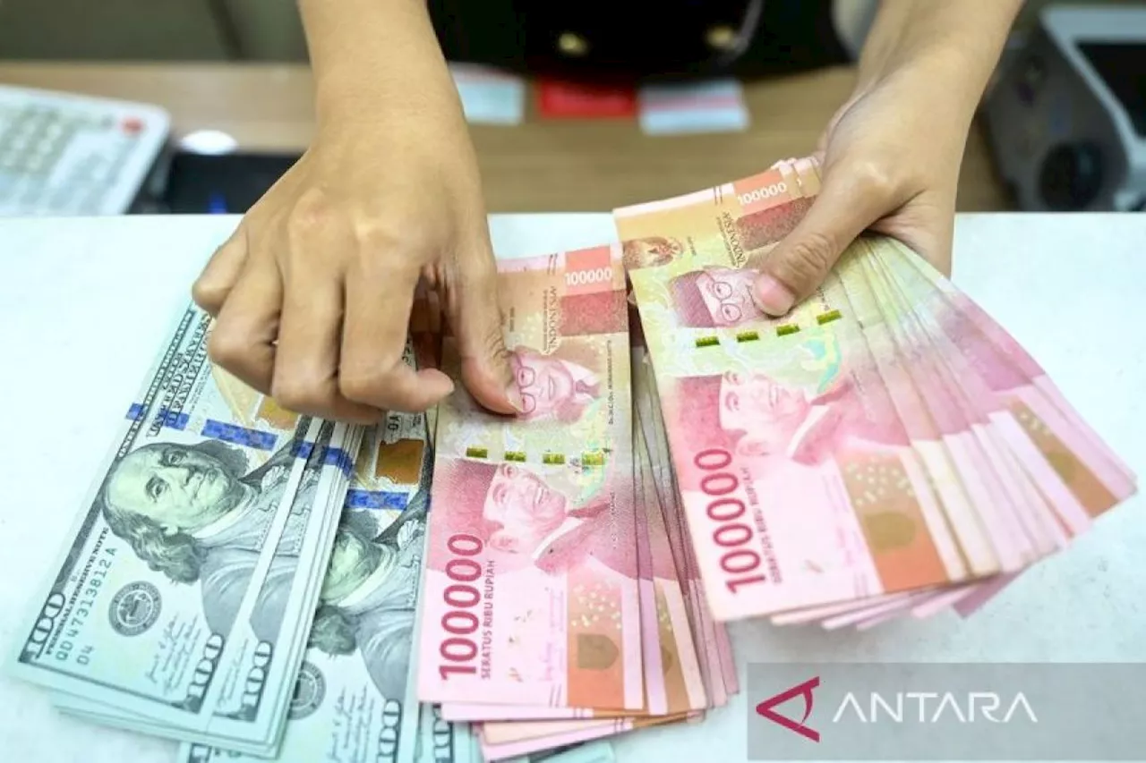 Rupiah merosot seiring pasar tunggu rilis data inflasi AS