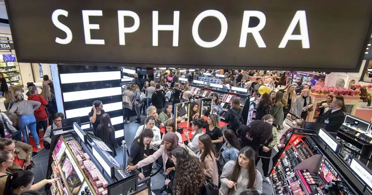 Sephora launches Black Friday sale that includes Rhianna's 'unique' perfume