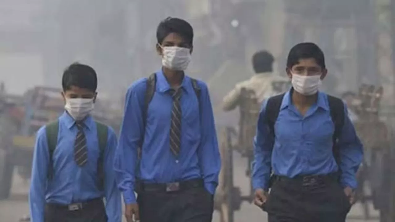 Schools closed in five more Punjab divisions due to rising air pollution