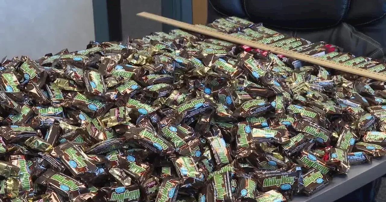 'A mountain of Milky Ways': Elementary students learn fun math lesson with principal's favorite candy