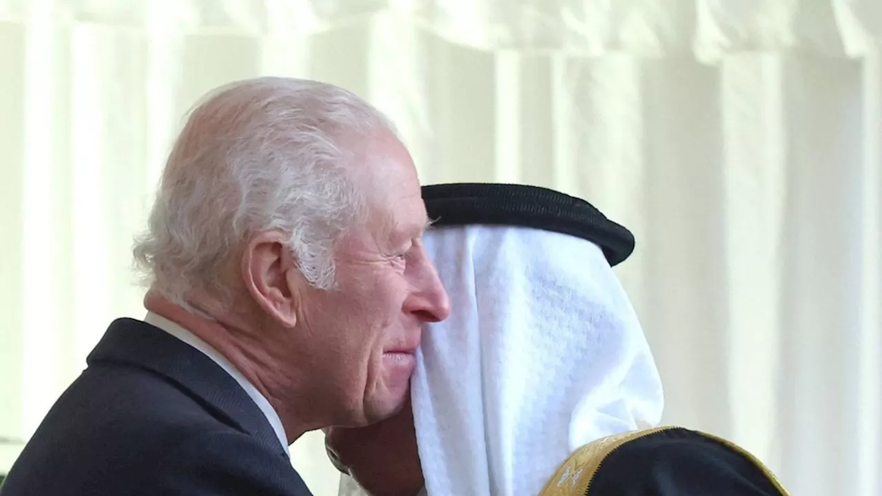 Charles III.: Küsse für den König von Bahrain