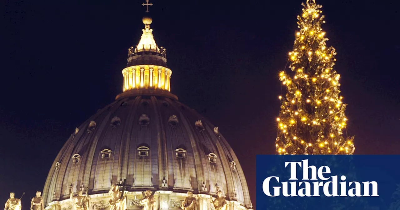 Campaigners in Italy urge pope to stop ‘sacrifice’ of 200-year-old tree for Xmas