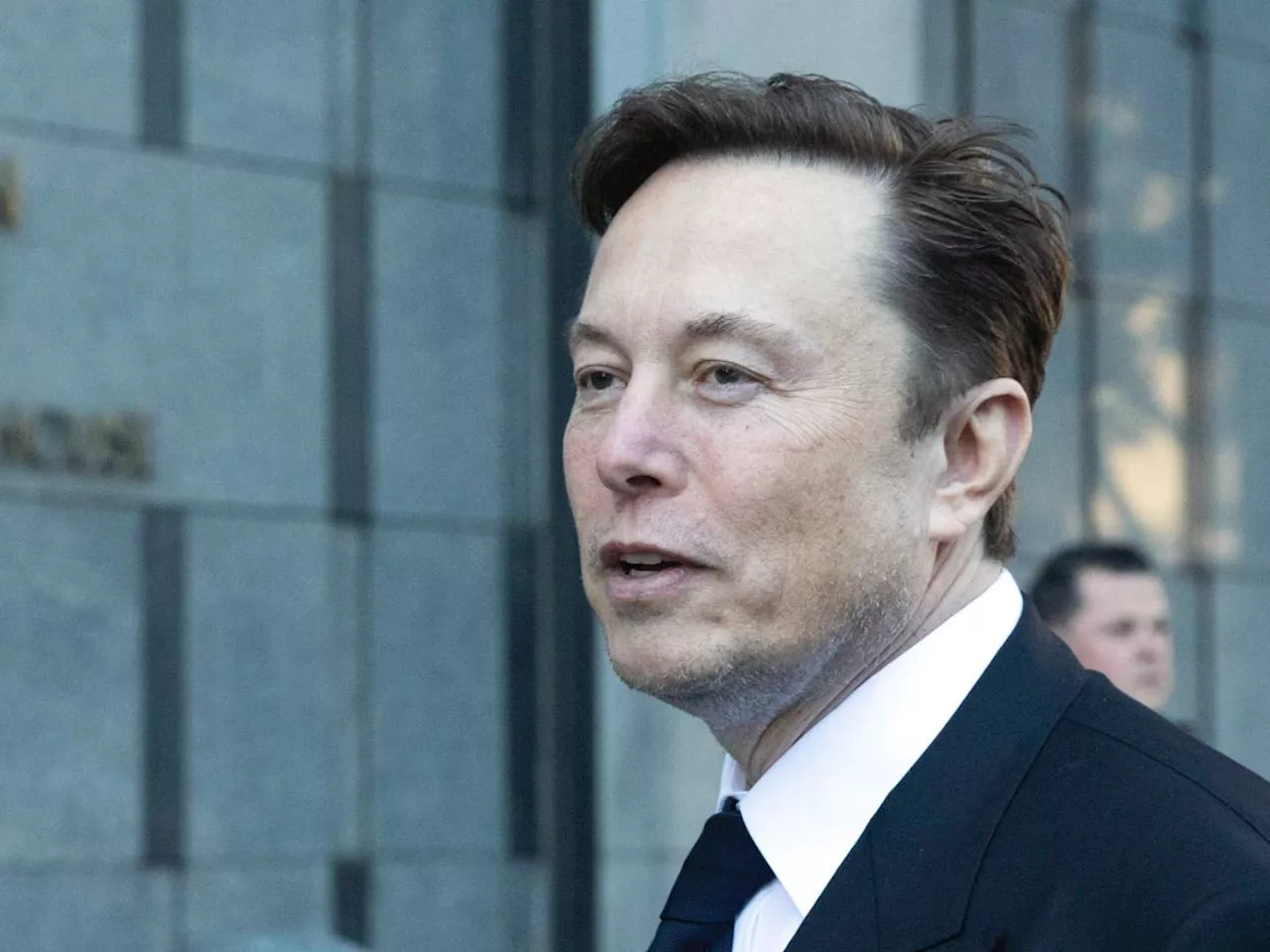 Migranti, Musk rincara la dose: 'Sea Watch è un'organizzazione criminale'