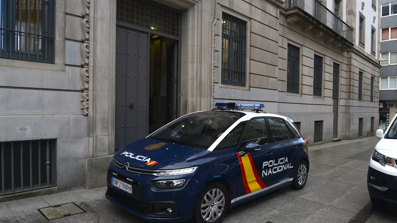 Prende fuego a su casa para 'asustar' a su pareja, en A Estrada, Pontevedra