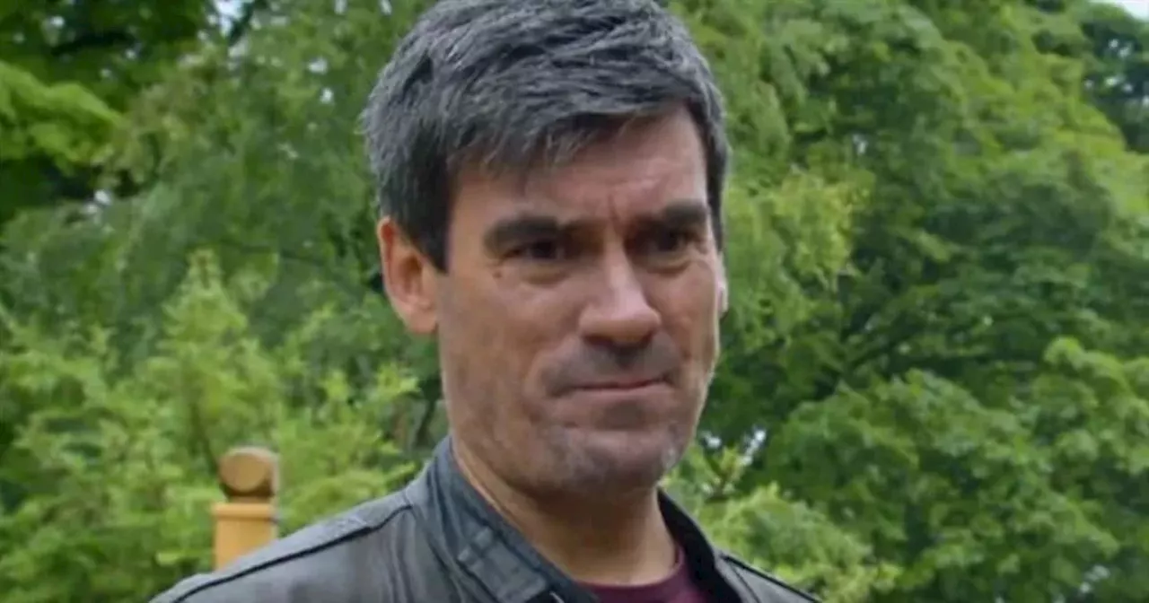 Jeff Hordley's Emmerdale fear as his iconic character faces 'uncertain future'