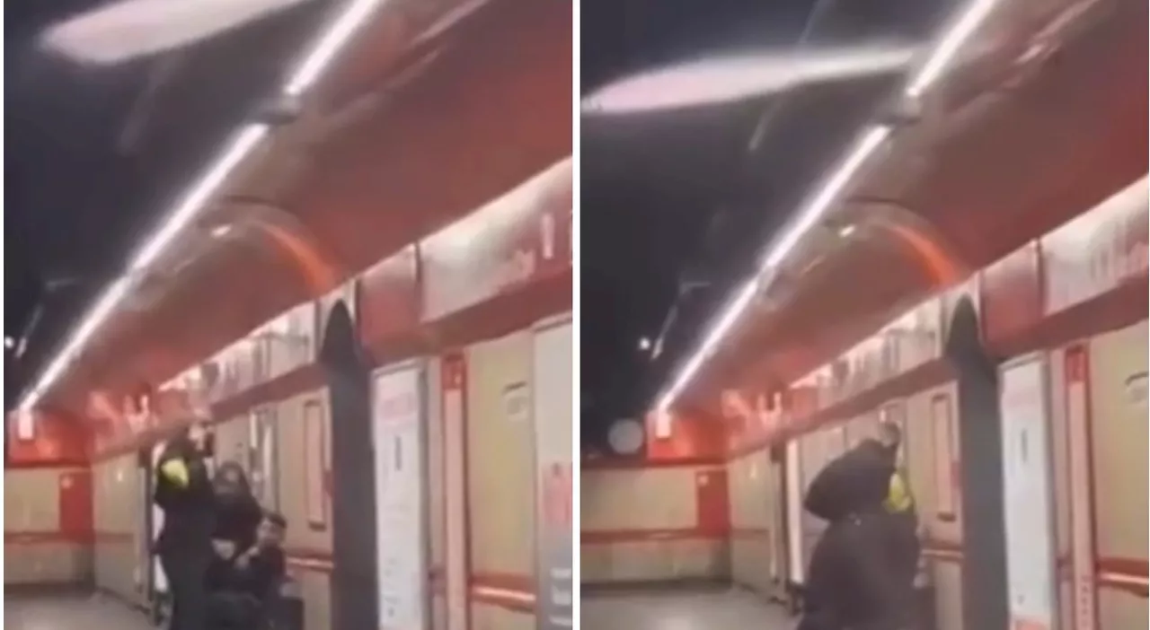 Roma, borseggiatore bloccato nella metro A alla fermata Repubblica: il video l'intervento alla fermata