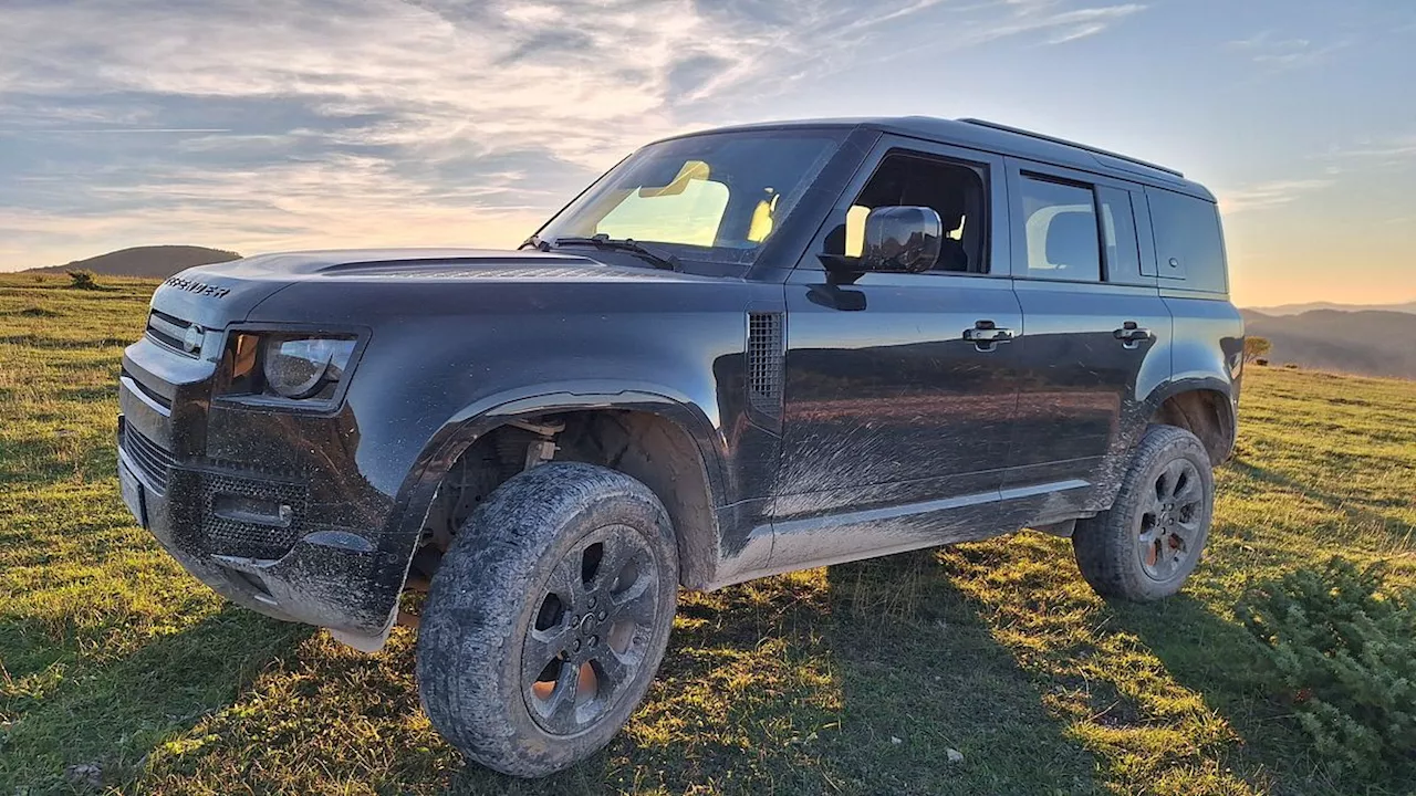 Land Rover Defender, Tirreno-Adriatica Experience 2024: la prova