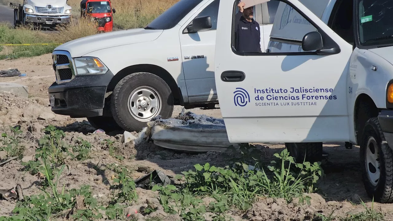 Abandonan cuerpo de un hombre al interior de un colchón en un predio de Tlajomulco