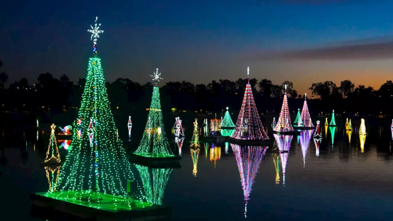 ‘Lighting of the Bay' brings the ‘ho, ho, ho' to the H2O at Newport Dunes