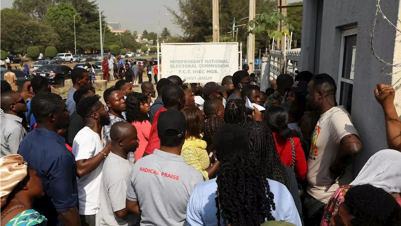 Food, cash flow in Ondo state as politicians commence vote-buying before election day