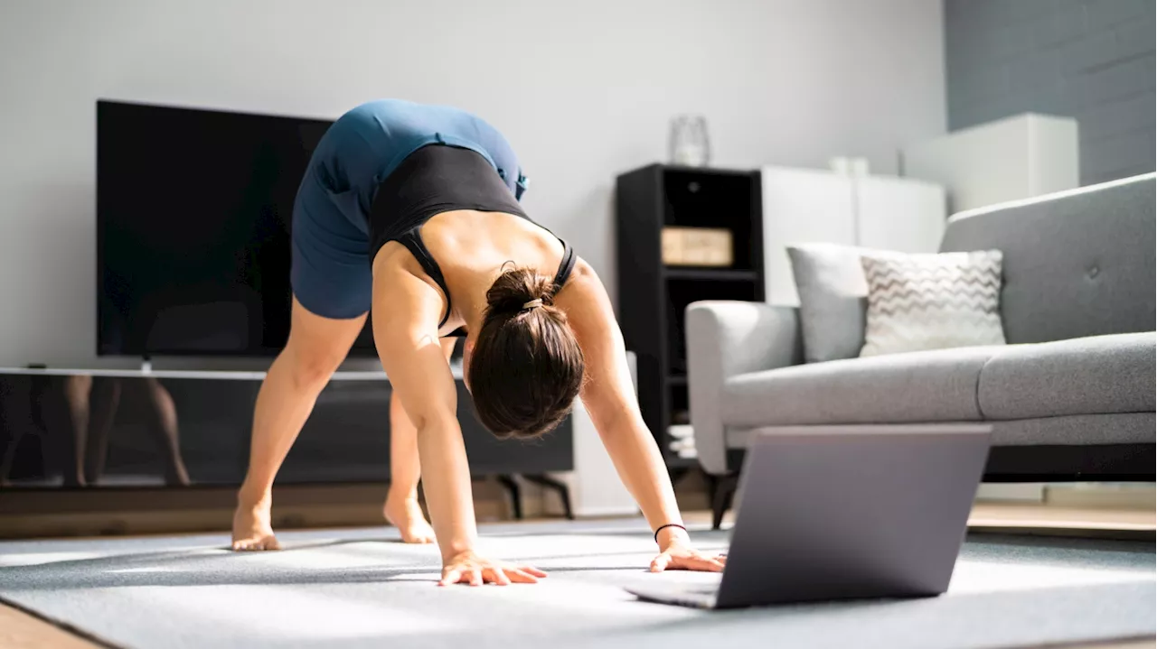 Online yoga classes prove helpful for back pain in new study