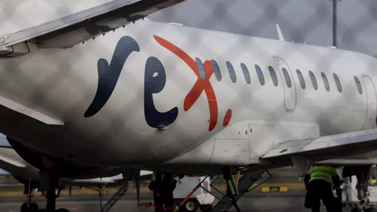 Rex regional flights: Government gives airline $80 million lifeline