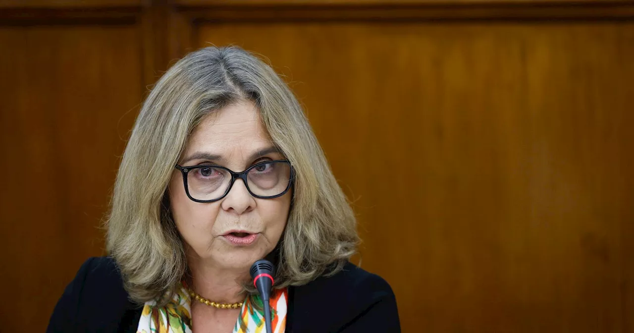 Ministra da Saúde assume 'total responsabilidade' por falhas no INEM