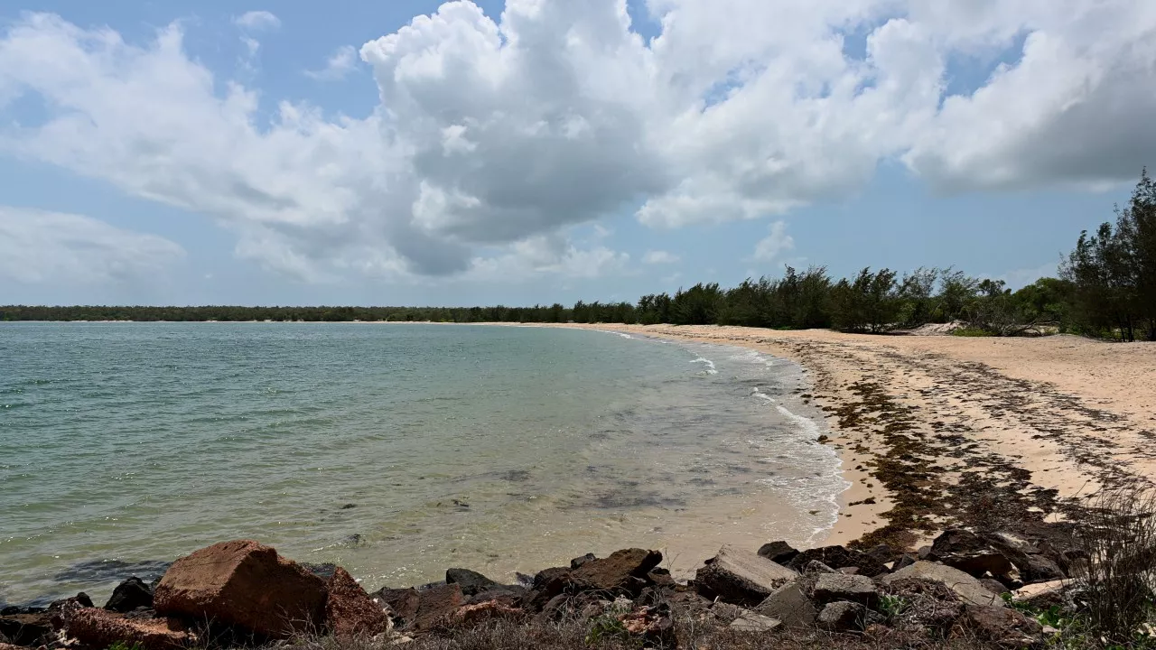 Four foreign nationals found in remote Northern Territory