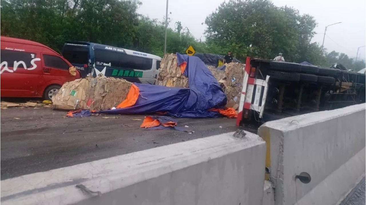 Korban Kecelakaan di Tol Cipularang Dijamin Santunan Jasa Raharhja, Segini Besarannya