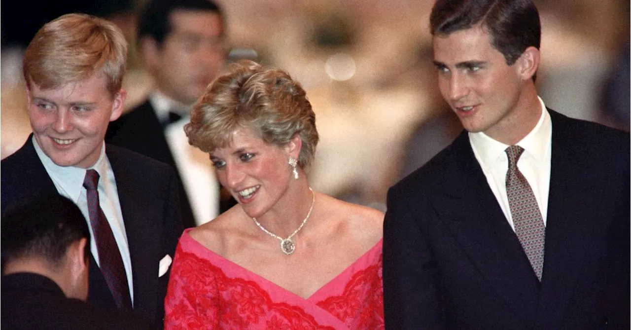 La pièce mode portée par Lady Diana qui revient sur le devant de la scène