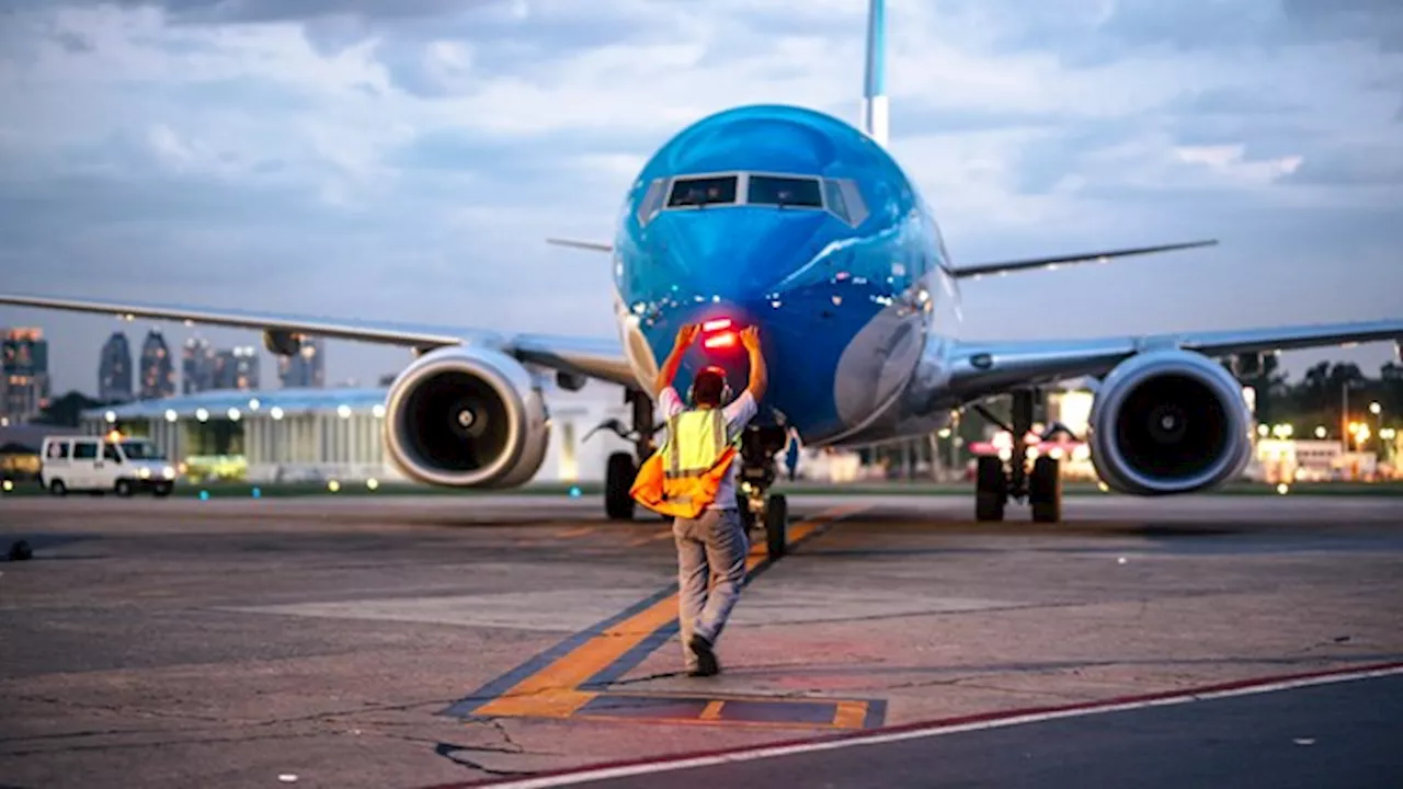 Principio de acuerdo entre los gremios aeronáuticos y el Gobierno por Aerolíneas