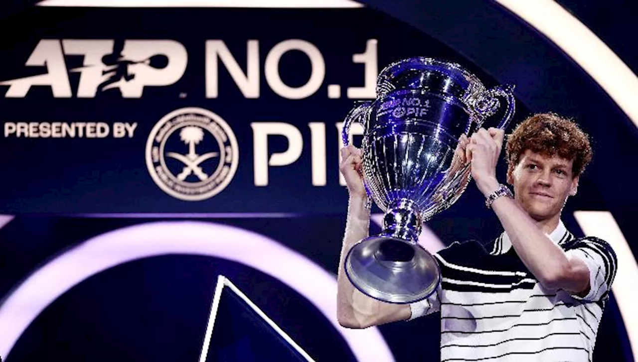 Jannik Sinner Dinobatkan Jadi Petenis Nomor 1 ATP Akhir Tahun, Terima Trofi di Turin