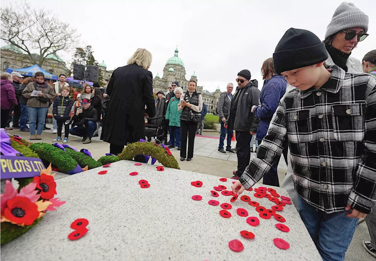 A day of reflection and gratitude as Vancouver Island marks Remembrance Day