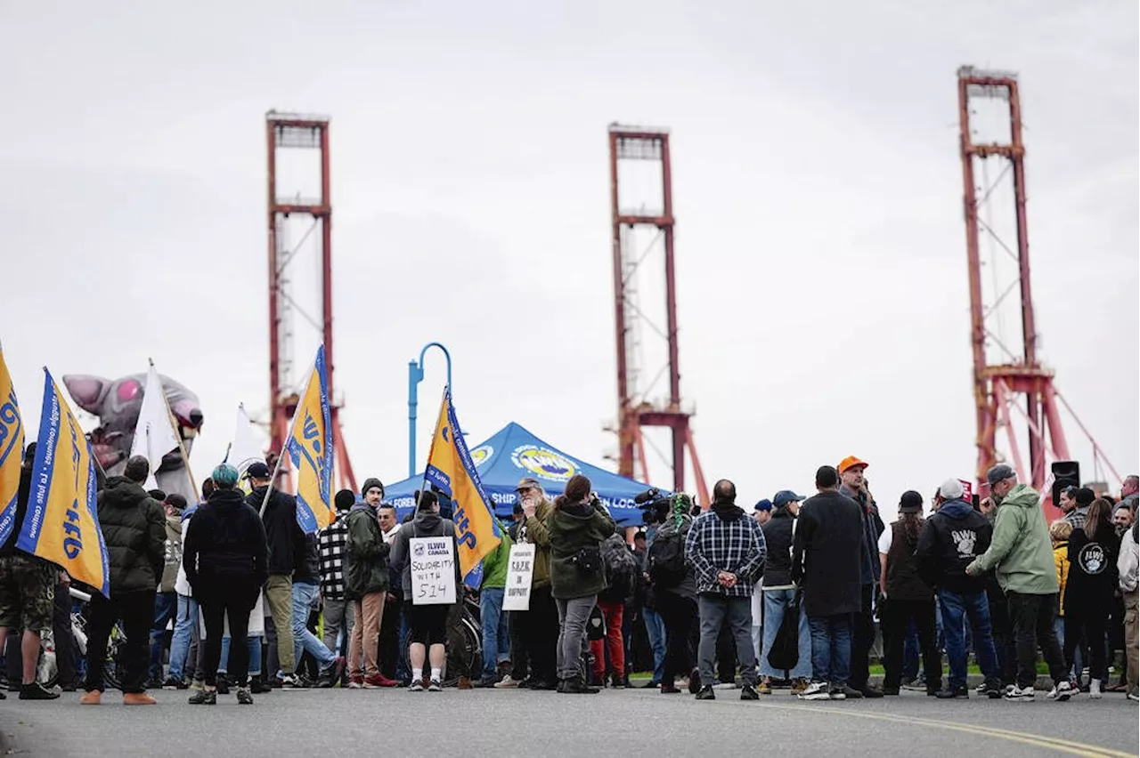 Pickets come down in Nanaimo after Ottawa steps in to end port strike