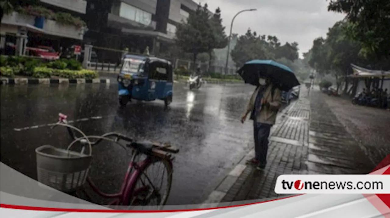 Hari Ini, Hujan Ringan Hingga Petir Diprediksi Terjadi Merata di Indonesia