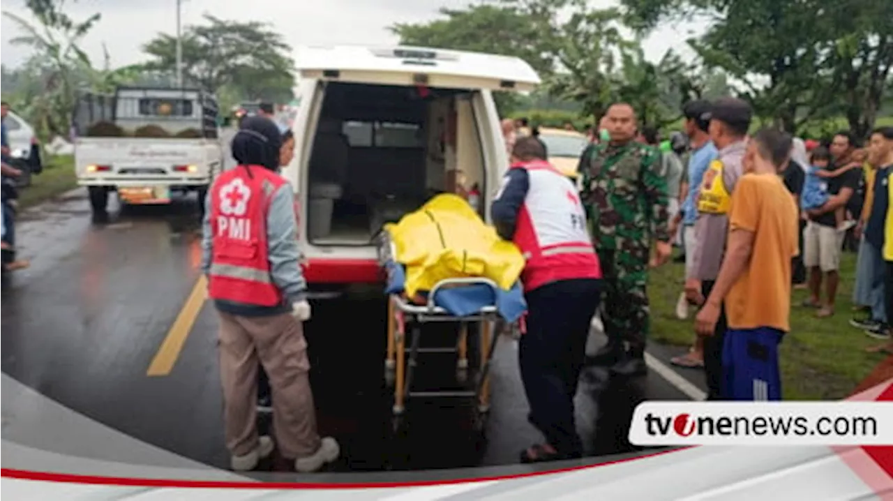 Minibus Berpenumpang 7 Orang Tabrak Tiang Listrik di Purworejo, Satu Orang Tewas