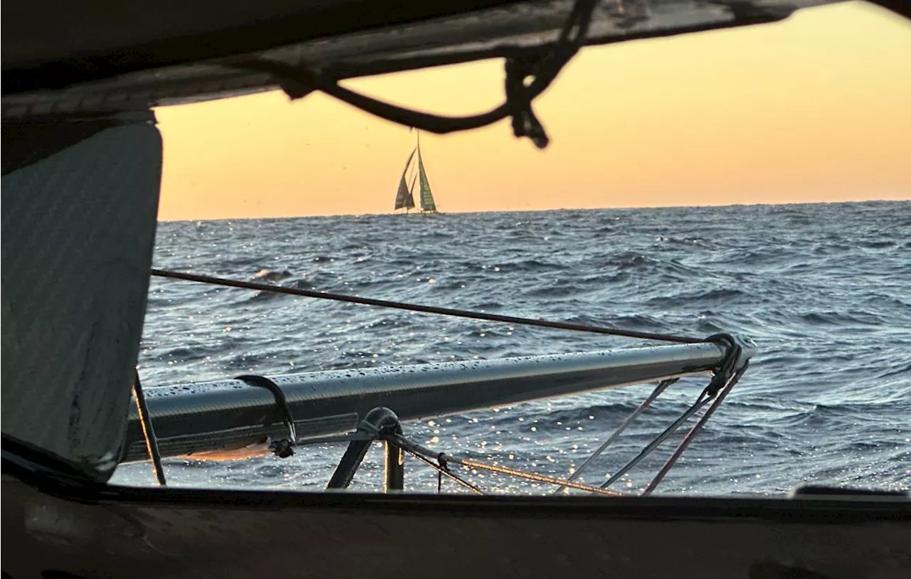 Vendée Globe 2024 : Richomme en tête, voile déchirée et cheville abîmée, de la casse à bord… Le journal de la course