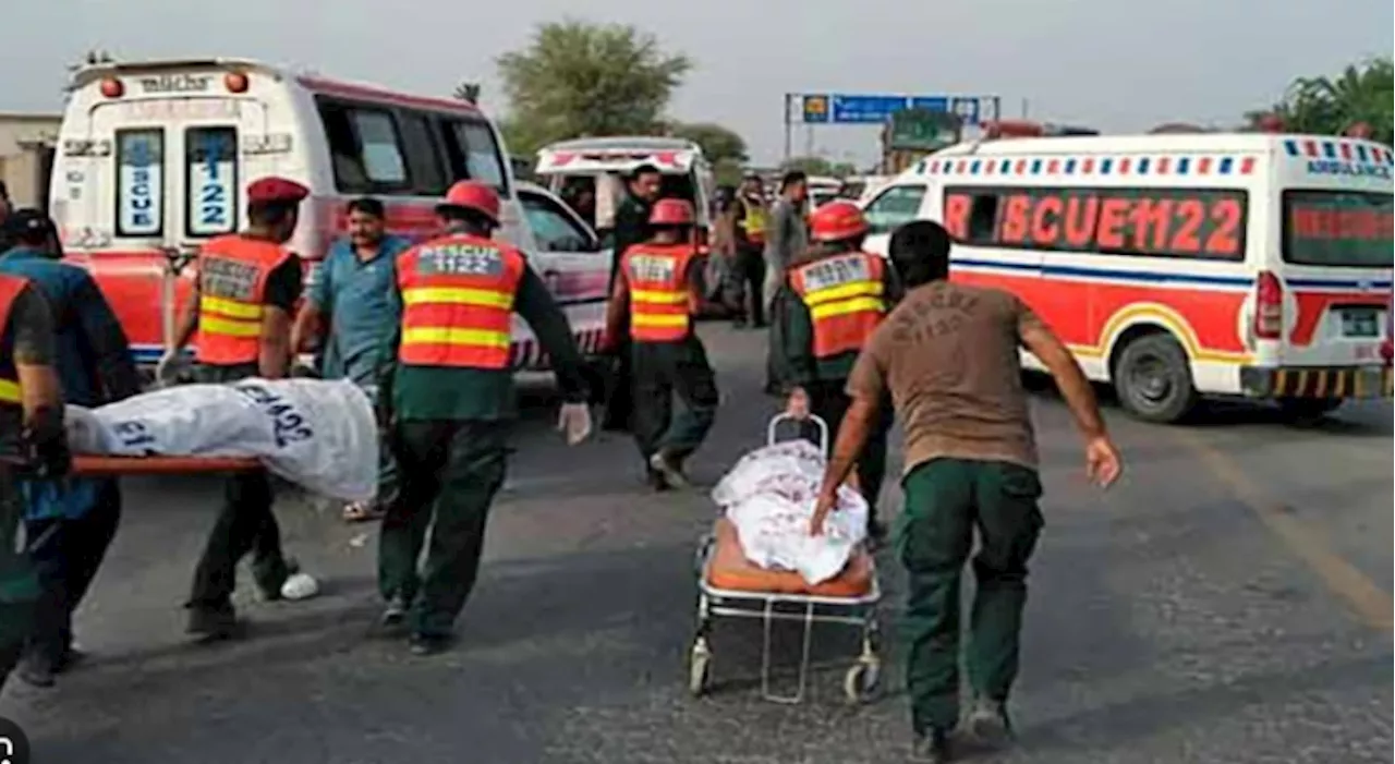 University girl dies, 13 injured in Lodhran road accident