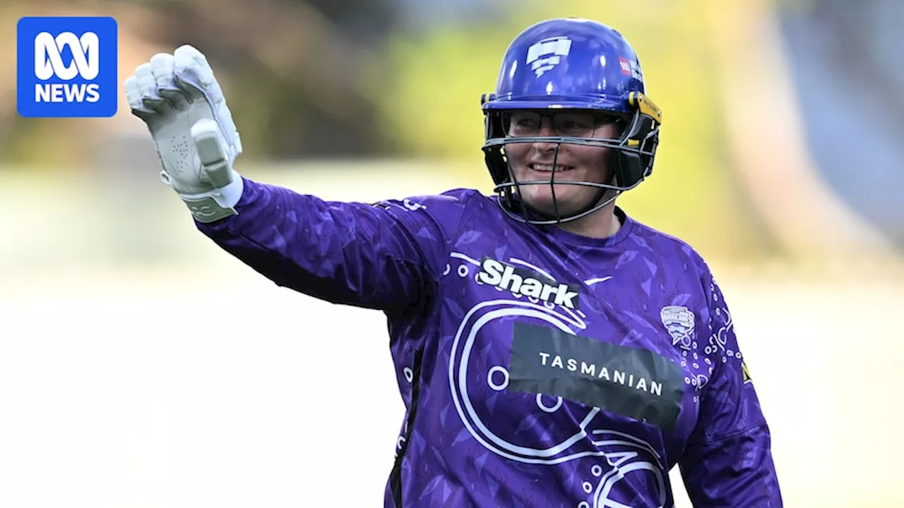 Lizelle Lee hits second straight WBBL century for Hobart Hurricanes in win over Adelaide Strikers