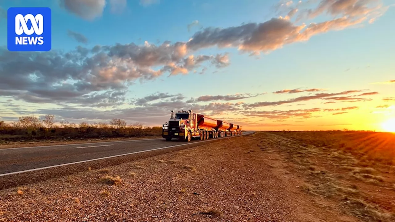 Trucking industry anger triggers WA government backflip on mandatory safety signs for road trains